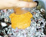 Foto langkah ke 3 dari resep Tumis Cumi Ireng.