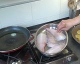Foto del paso 2 de la receta Colitas de Rape con All i Oli