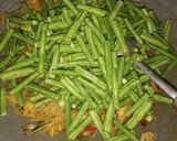 Foto langkah ke 5 dari resep Oseng kacang panjang tempe.