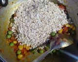 A picture of step 3 of Masala Oats.