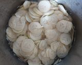 Foto langkah ke 2 dari resep Keripik pisang gurih.