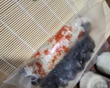 Foto langkah ke 4 dari resep Salmon Mentai Sushi Homemade.