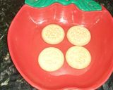 A picture of step 1 of Kesar pista mousse.
