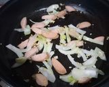 Foto langkah ke 2 dari resep Spaghetti Sosis.