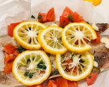 Foto del passaggio 3 della ricetta Pesce al Yuzu e pomodoro