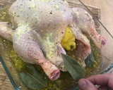 Foto del paso 5 de la receta: Pollo asado al horno con cerveza