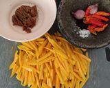 Foto langkah ke 2 dari resep Sambal Mangga.