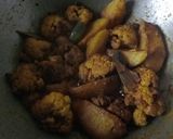 ফুলকপি আলু দিয়ে কাতলা মাছের ঝোল(Phoolkopi aloo diye katla macher jhol recipe in Bengali) রেসিপির ধাপ 4 ছবি