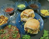 દાબેલી (Dabeli Recipe In Gujarati) રેસીપી સ્ટેપ7ફોટો