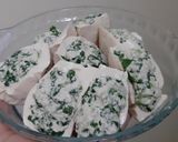 Foto langkah ke 3 dari resep Tahu Kukus Bayam.