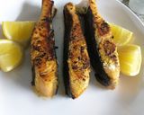 A picture of step 3 of Pan grilled Salmon with tropical marinate.