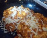 A picture of step 5 of Cheesy tava paneer.