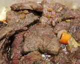 Vörösboros marharagu recept fázis 5 fotója