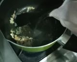 Foto langkah ke 2 dari resep Sop Telur Sawi.