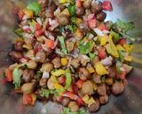 चना चाट (Chana Chat Recipe In Marathi) रेसिपी स्टेप 4 फोटो 