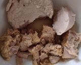 A picture of step 2 of Tuna Roll.