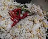 Foto langkah ke 4 dari resep Nasi Goreng Ebi Sat Set.