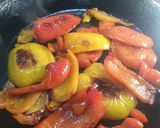 A picture of step 1 of Peppers in a tomato sauce.
