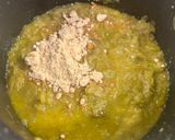 A picture of step 2 of Sponge gourd masala.