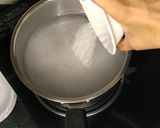 A picture of step 5 of Paneer shawarma roll.