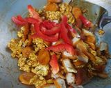 Foto langkah ke 3 dari resep Orak arik Telur sosis.