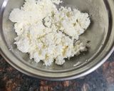 A picture of step 4 of Chena paratha.