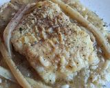 Foto del paso 9 de la receta: Bacalao a la miel con calçots y piñones