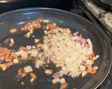 Foto langkah ke 4 dari resep Scrambled Eggs with Tofu and Bean Sprouts.