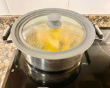 Foto del paso 7 de la receta: Pollo en salsa con pimiento y calabacín