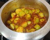 A picture of step 7 of Saunf wali masaledar turai.