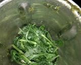 A picture of step 4 of Green pavbhaji.
