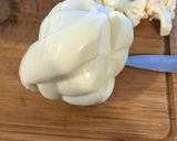 Foto del paso 1 de la receta: Coliflor capeada rellena de Queso