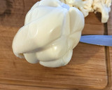 Foto del paso 1 de la receta: Coliflor capeada rellena de Queso
