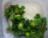 A picture of step 1 of Harri chutney 🌿🌿🌿.