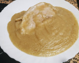 Foto del paso 5 de la receta: Pollo con salsa de peras y setas