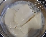 A picture of step 2 of Cheese corn balls.