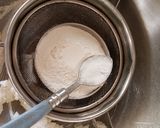 A picture of step 2 of Jim jam cookies.