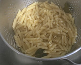 Foto del paso 4 de la receta: Macarrones con tomate y atún