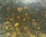 सेंगरी आलू (sengari aloo recipe in Hindi) रेसिपी चरण 3 फोटो