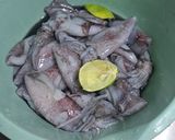 Foto langkah ke 1 dari resep Cumi Oseng Pedas.