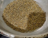 சத்துமிக்க சிறுதானிய லட்டு (Siruthaaniya laddo recipe in tamil) ரெசிபி ஸ்டேப் 2 புகைப்படம்