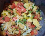 A picture of step 6 of Cauliflower and aloo.