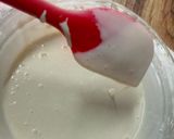 A picture of step 2 of Margarine crepes.