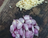 Foto langkah ke 2 dari resep Oseng buncis ayam wortel.