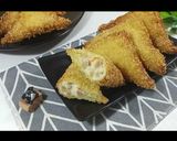 Foto langkah ke 6 dari resep Roti goreng isi ragout sosis keju.