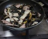 Foto del paso 2 de la receta: Sandwich de jamón, huevo y champiñones