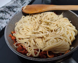 Foto del paso 1 de la receta: Noodles/ Fideos con bacon y chorizo