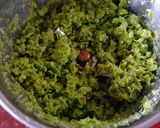 A picture of step 5 of Methi matar malai stuffed paratha.