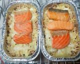 Foto langkah ke 7 dari resep Nasi panggang keju topping salmon.