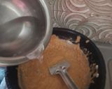A picture of step 4 of Amaranth water chestnut flour halwa.